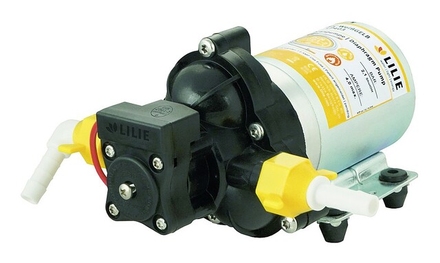 Pompe à eau sous pression LILIE Série Classic Système traitem. eau WeißGELB 7 l, 1,4 bar, raccords 10 mm